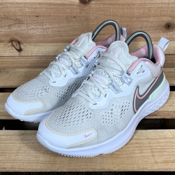 Nike Shoes - Nike React Miler 2, Womens 7, White Pink & Green
